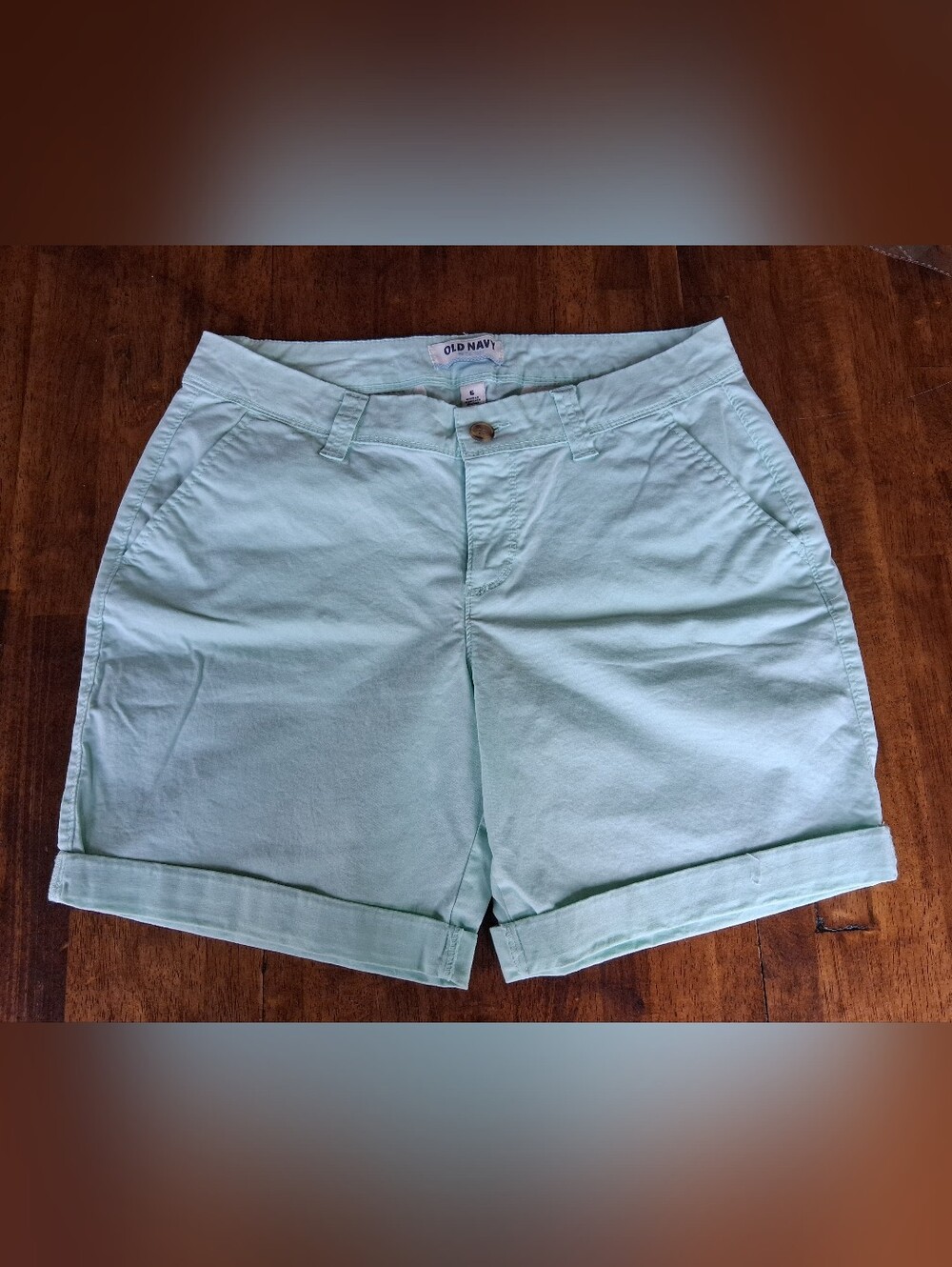 Cotton Old Navy Women's Mint Chino Shorts Size 6
